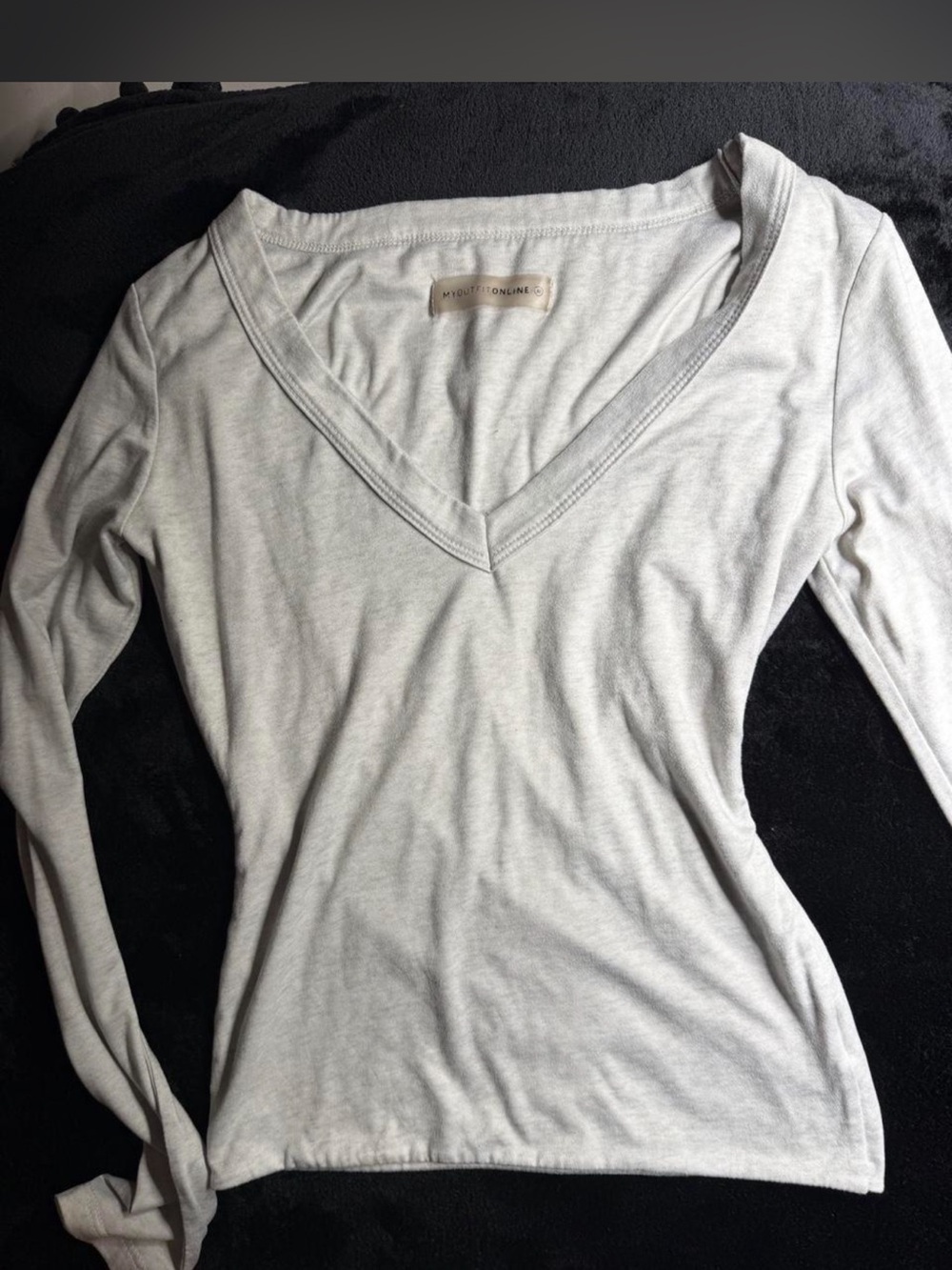 Light Gray V-Neck Long Sleeve Tee by Madewell